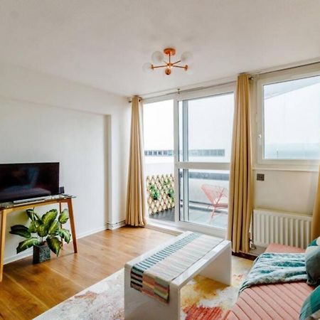 Super Spacious 2 Bedroom Apt 20Mn From Central. London Exterior photo